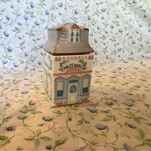 Lenox Spice Village- Nutmeg